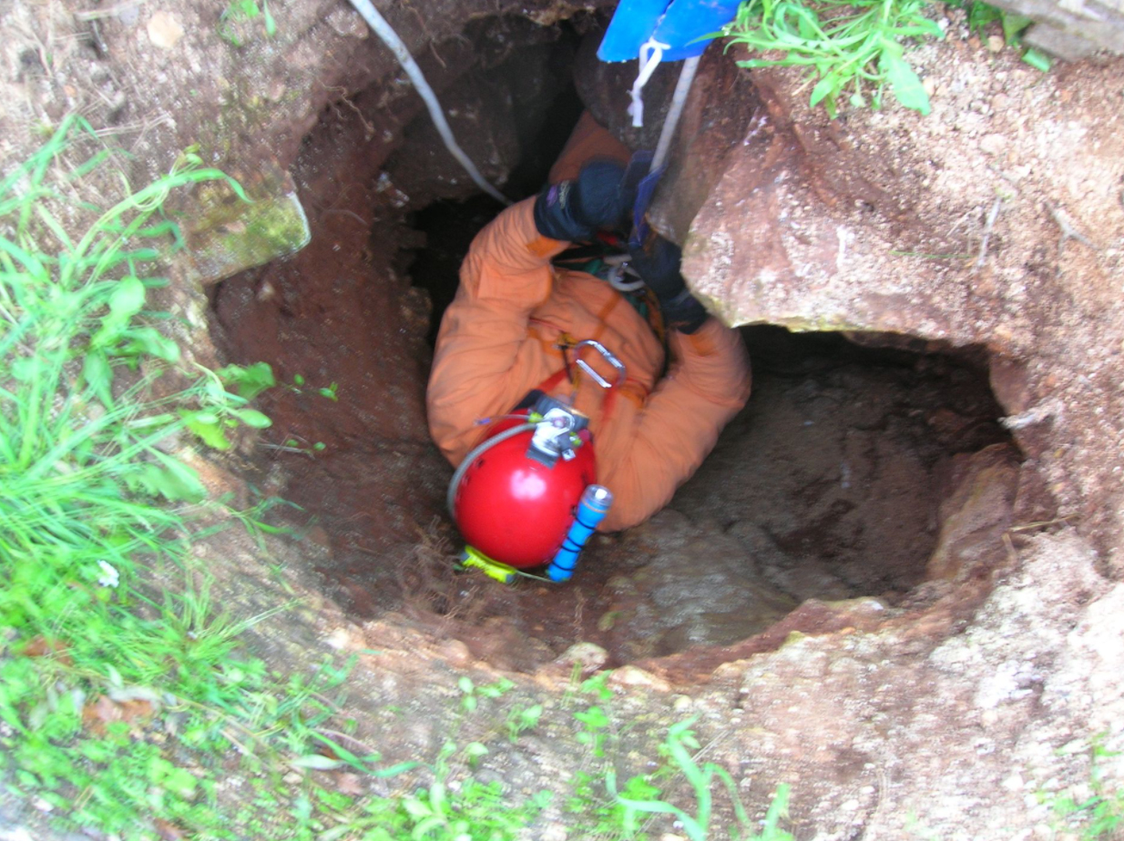Caving | Active Nature